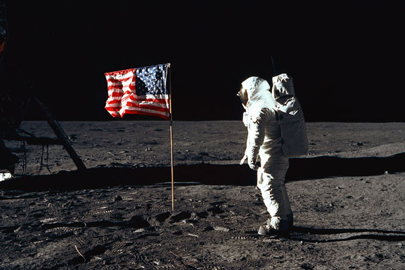 The Moon-Landing : Did Man Really Walk on the Moon?